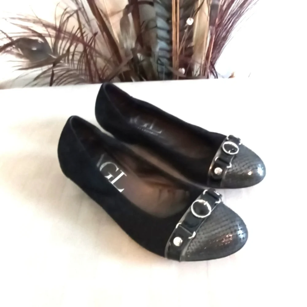 Attilio Giusti Leombruni Suede Wedge Pumps